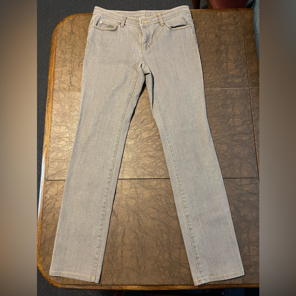 Michael Kors Women’s size 8 gray straight leg jeans